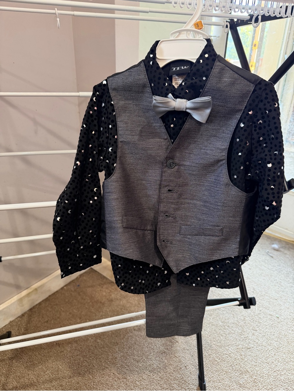 Dressy Gray Vest & Sequin Shirt Set with Bow Tie - Kids